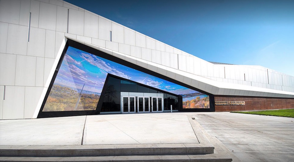 Museo Ciencia y Tecnologia Ottawa Avi spl Absen 3 - El uso de pantallas LED en el mundo del Arte